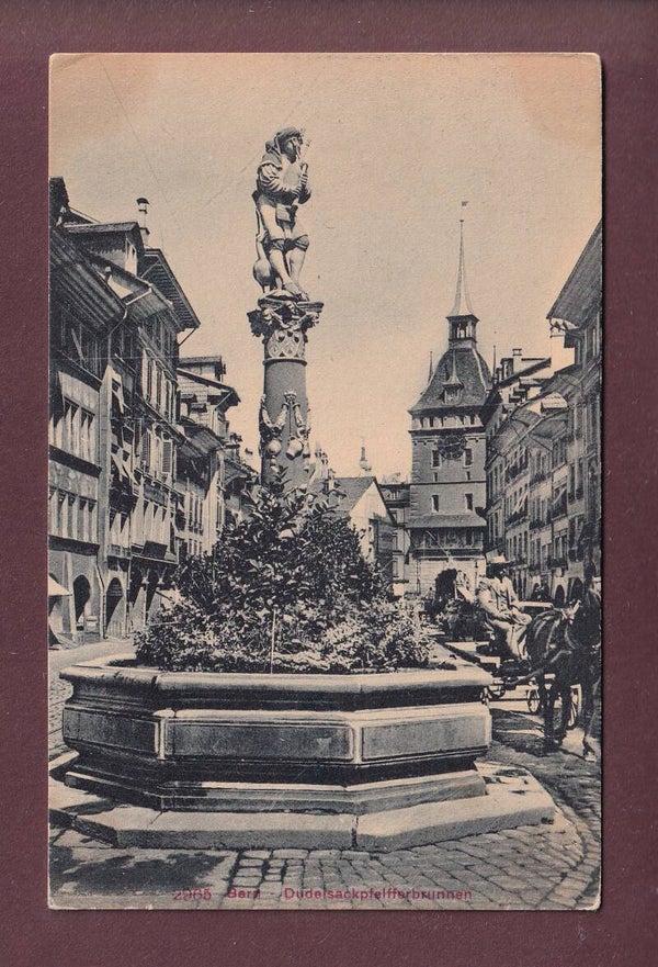 BERN - Dudelsackpfeifferbrunnen