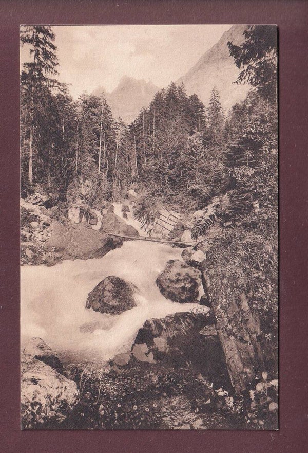 Les Plans - Dans les Gorges de l'AVANCON à Nant