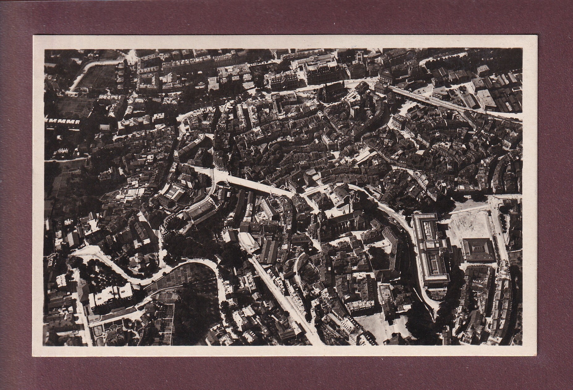 LAUSANNE - Vue aérienne d'avion à 400 mètres
