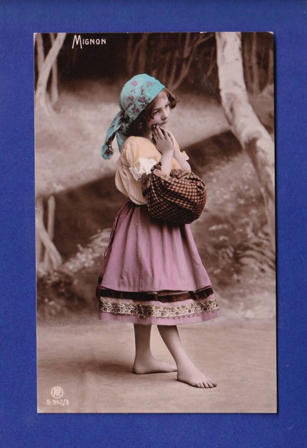 ENFANT - Jeune fille - Mignon