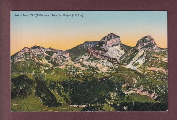 TOUR D'AÏ et TOUR DE MAYEN