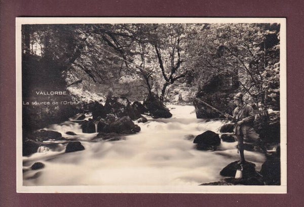 VALLORBE - Source de l'Orbe - Pêcheur