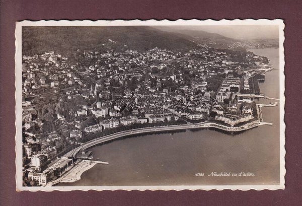 NEUCHÂTEL vu d'avion - 1946