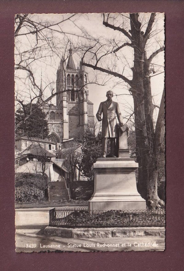 LAUSANNE - Statue Ruchonnet - Cathédrale - 1947