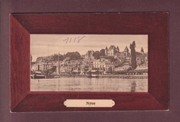 NYON depuis le lac
