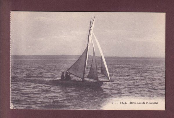 VOILIER sur le lac de Neuchâtel