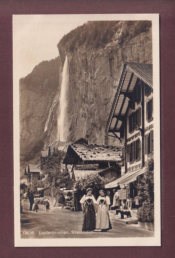 LAUTERBRUNNEN - Leute - Staubbach