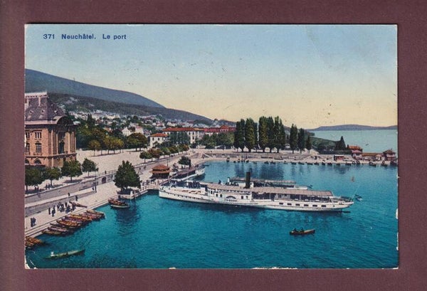 NEUCHÂTEL - Le Port - Bateau FRIBOURG - 1922 // pli //