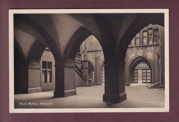 BASEL - Rathaus - Hofpartie