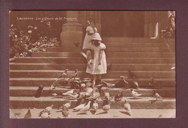 LAUSANNE - Les Pigeons - 1916 // pli d'angle //