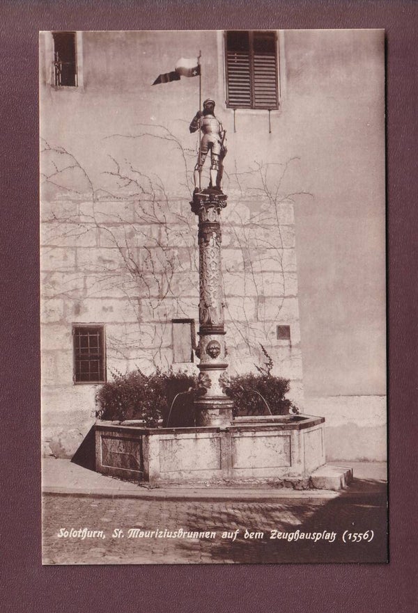 SOLOTHURN - St. Mauriziusbrunnen auf dem Zeughausplatz
