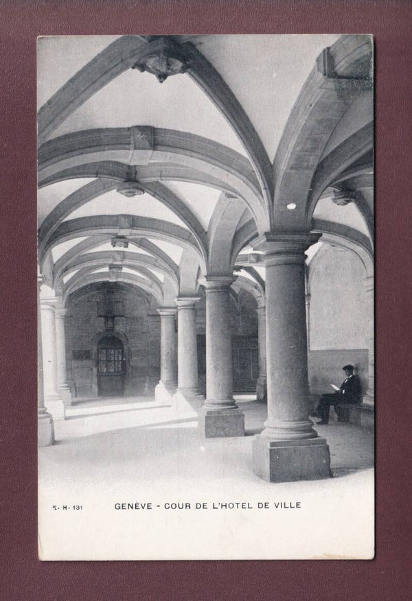 GENEVE - Cour de l'Hôtel de Ville