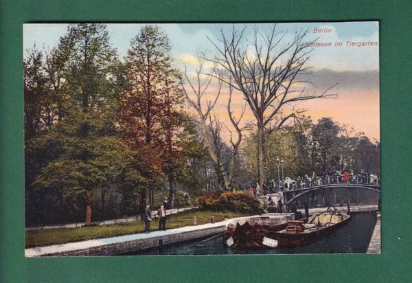 BERLIN - Schleuse im Tiergarten