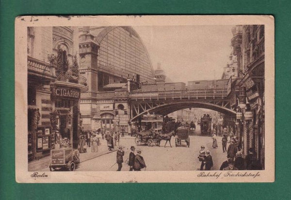 BERLIN - Bahnhof Friedrichstrasse - Kutsche - 1922