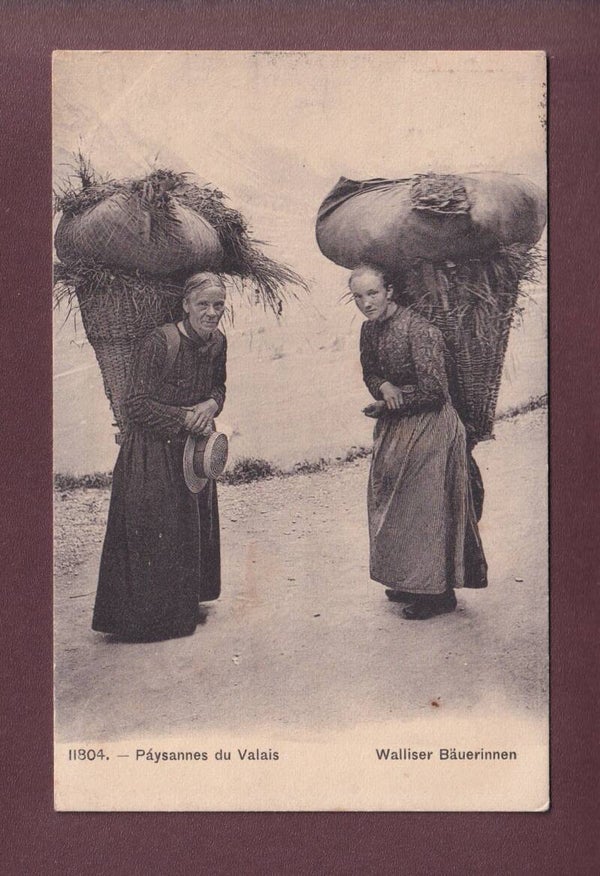 PAYSANNES DU VALAIS - 1917