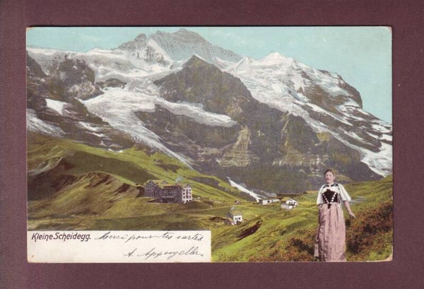 KLEINE SCHEIDEGG - Frau mit Tracht