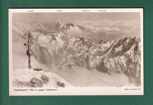 ZUGSPITZ-GIPFEL gegen Hohetauern