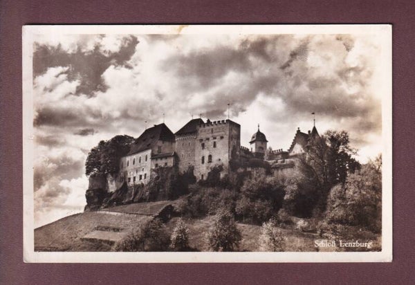 SCHLOSS LENZBURG