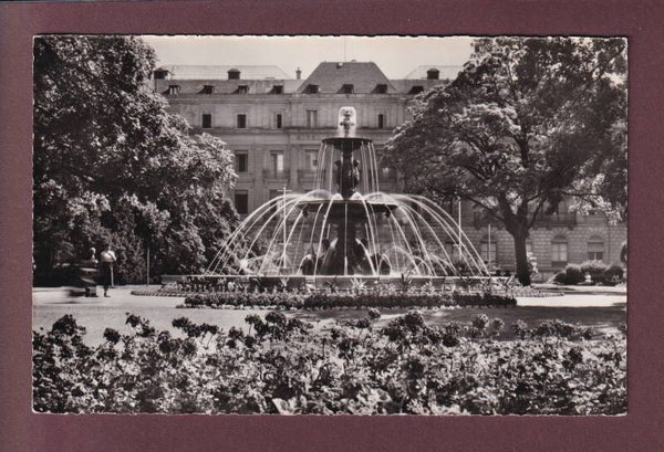 GENEVE - Promenade du Lac - Fontaine