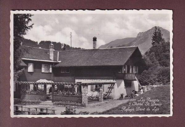 LES PACCOTS - Refuge Dent de Lys