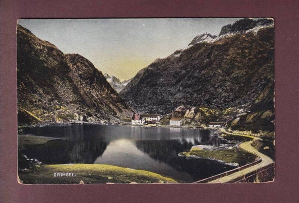 GRIMSEL // leichte Beschädigung unter //