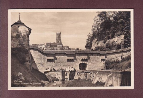 FRIBOURG - Vieux remparts au Gottéron