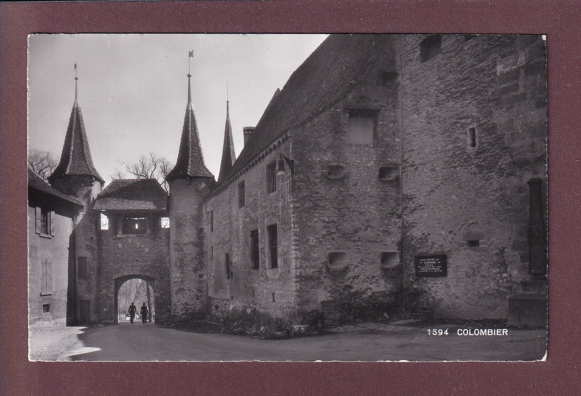 COLOMBIER - Château - 1957