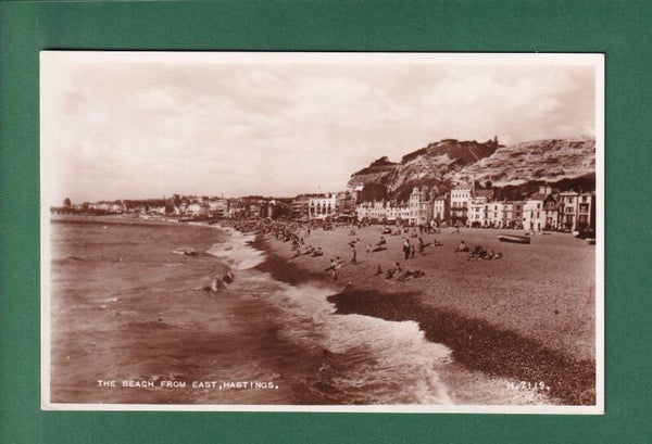 HASTINGS - Beach from east
