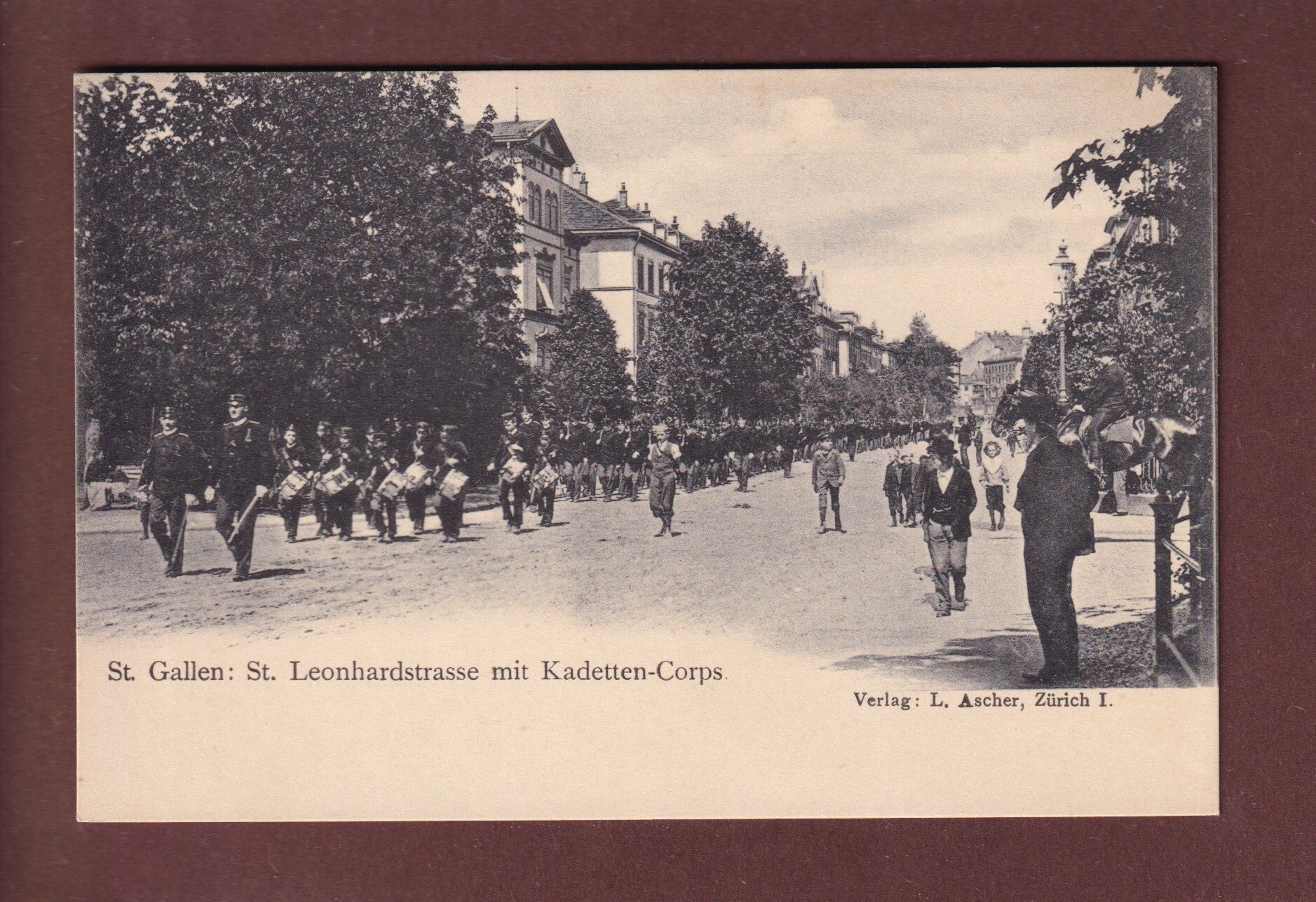 ST. GALLEN - St. Leonhardstrasse mit Kadetten-Corps