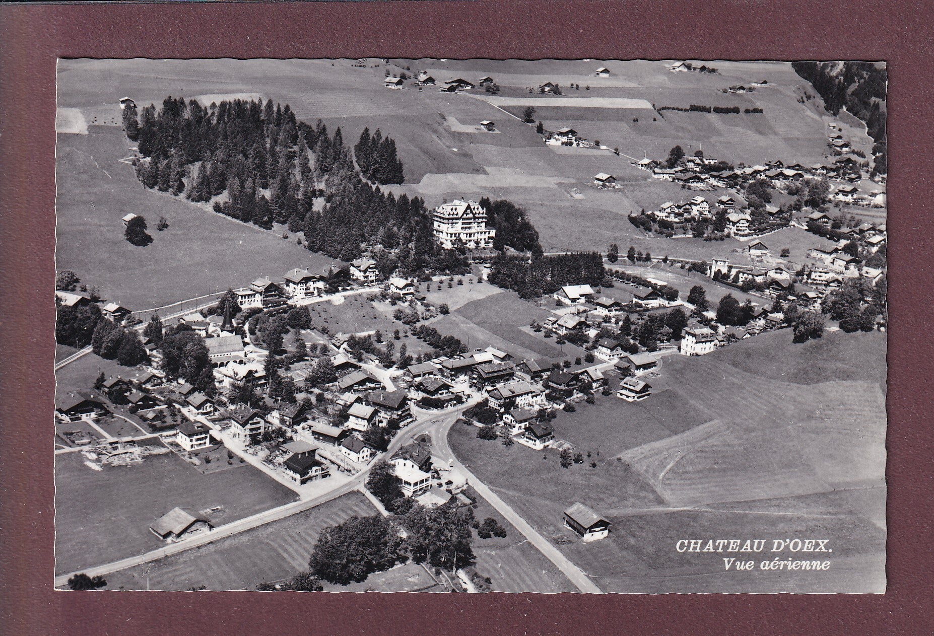 Vue aérienne - CHÂTEAU D'OEX