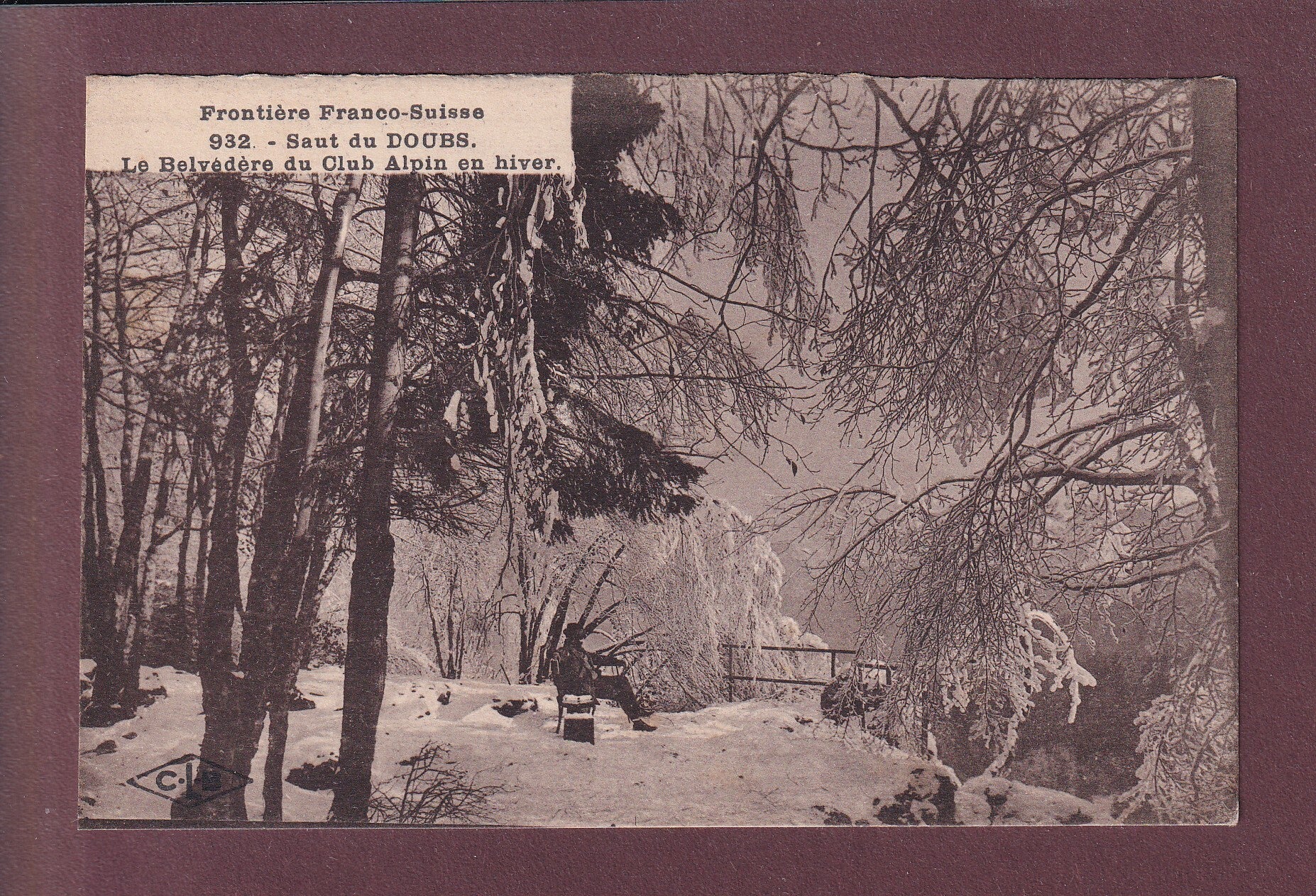 Les Brenets - SAUT DU DOUBS - Le Belvédère en hiver