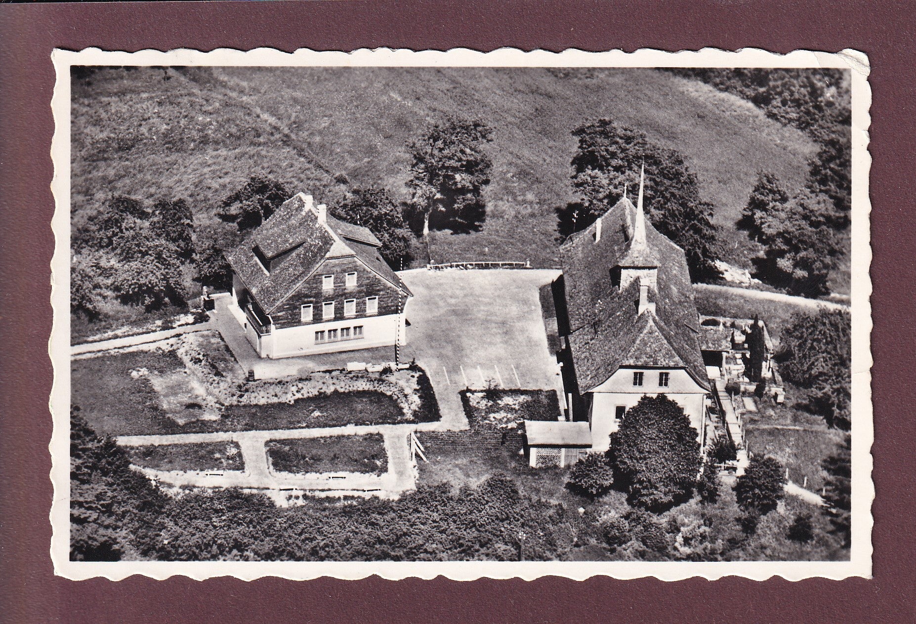 CORCELLES - Notre Dame de Tours - 1960 // pli d'angle //