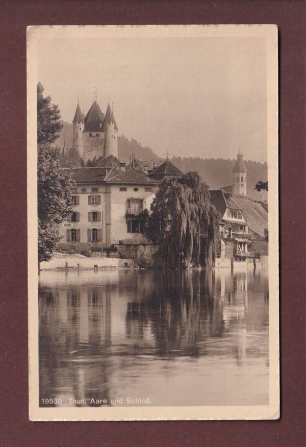 THUN - Aare und Schloss