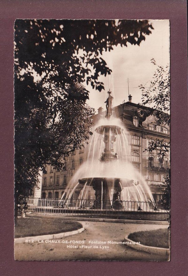 LA CHAUX-DE-FONDS - Fontaine - Hôtel Fleur de Lys