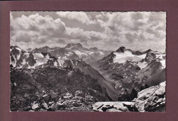 Blick vom FLÜELA-SCHWARZHORN