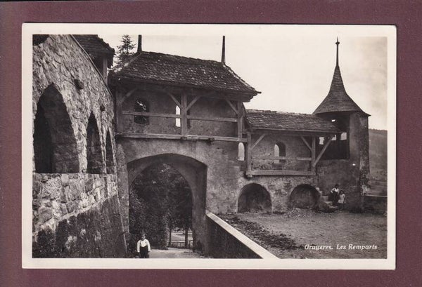 GRUYERES - Les Remparts