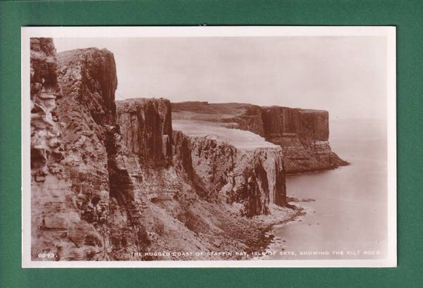 STAFFIN BAY - Isle of Skye