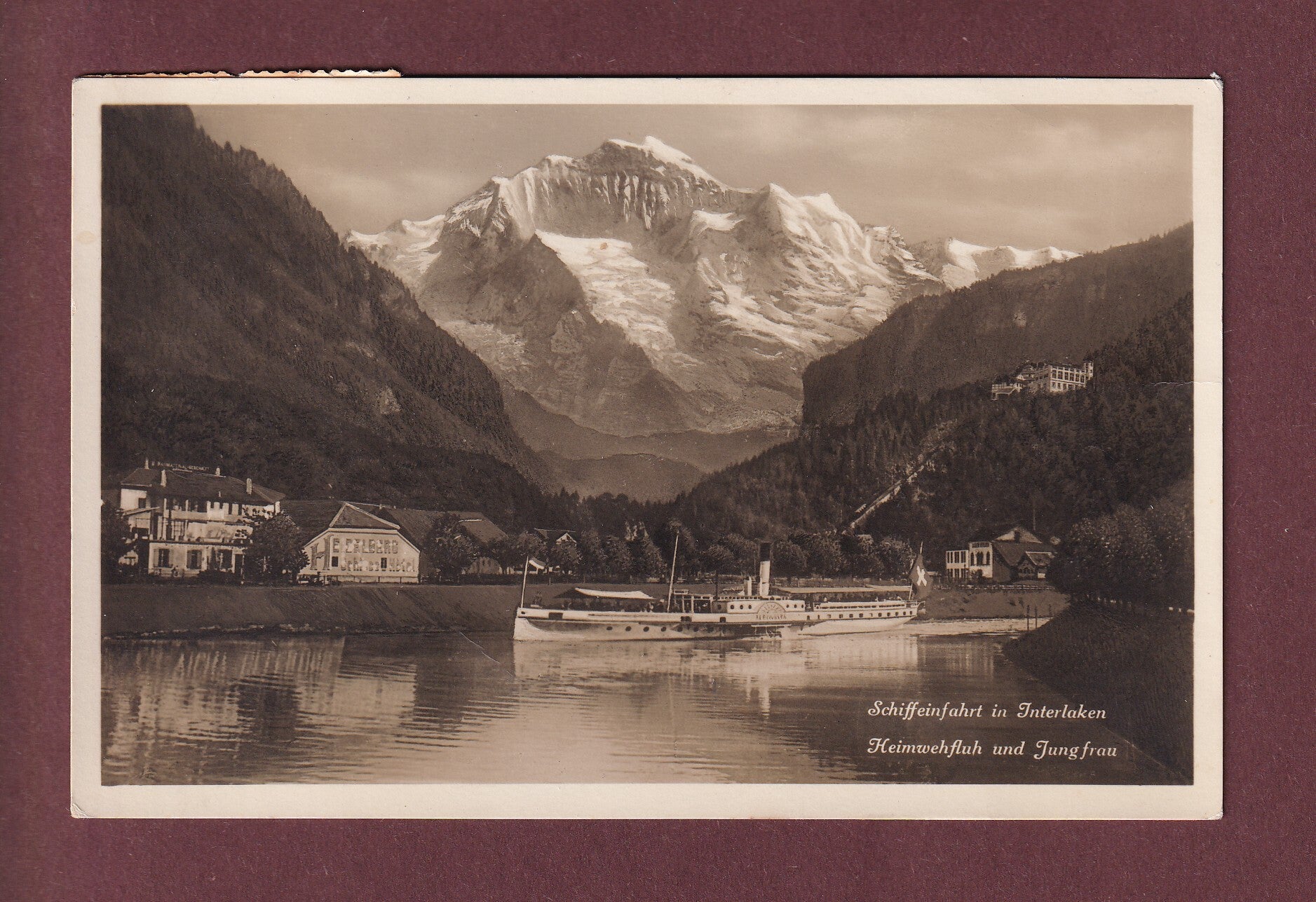 INTERLAKEN - Schiff - Jungfrau - 1932 SBB Stempel // Falte //