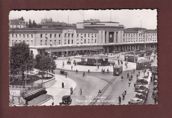 GENEVE - Place et Gare Cornavin - Tram - 1946