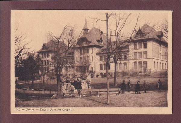 GENEVE - Ecole et parc des Cropettes // pli d'angle //