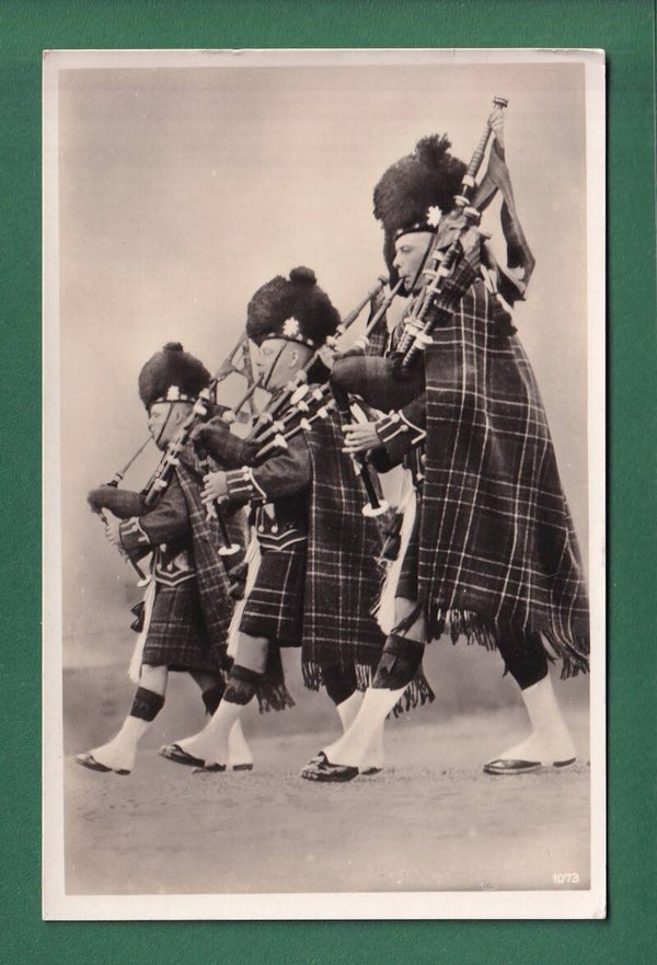 SCOTTISH BAGPIPES PLAYERS - 1936
