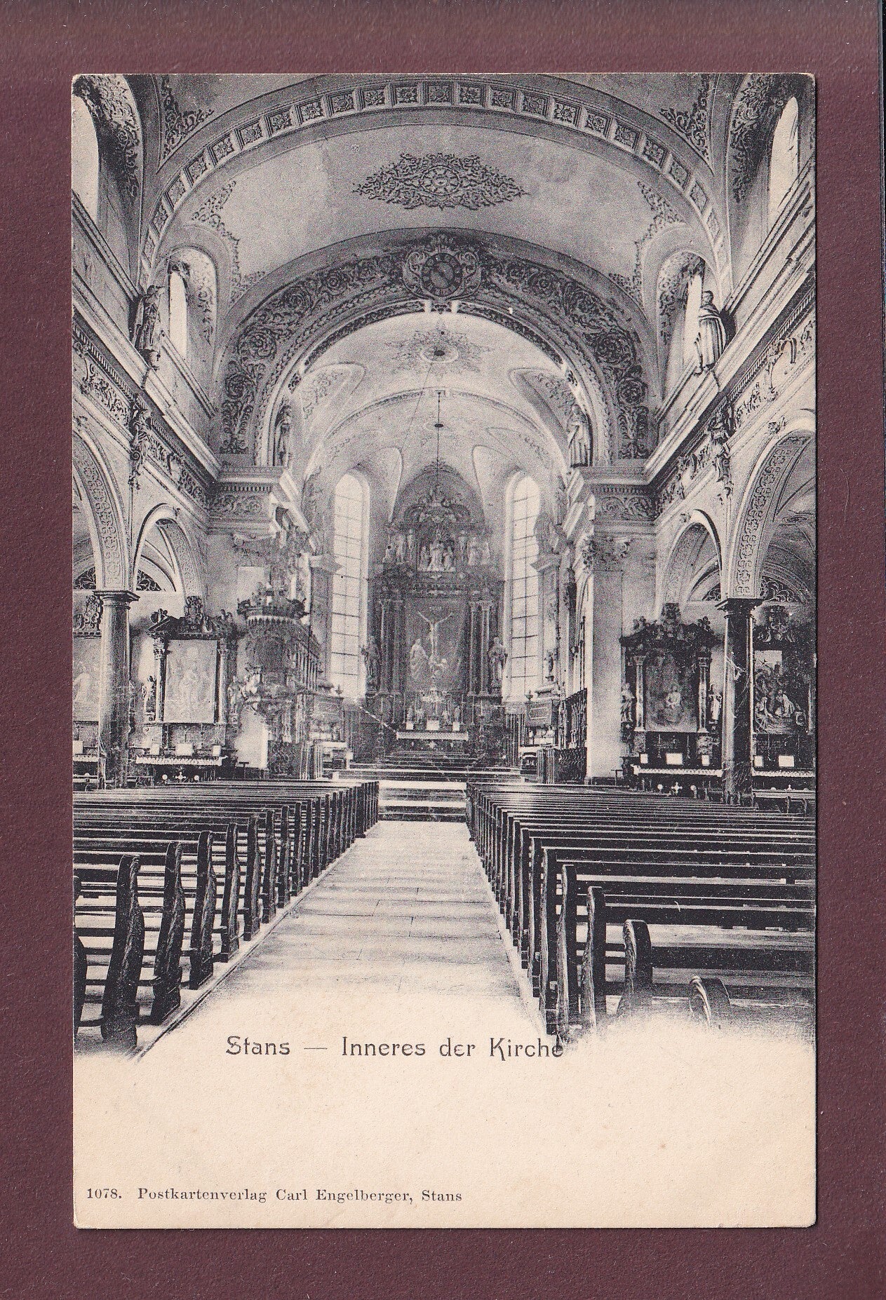 STANS - Inneres der Kirche
