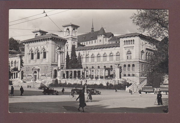 LAUSANNE - Place de la Riponne - Autos