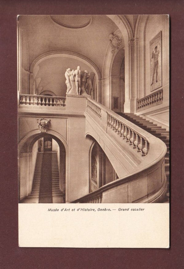 GENEVE - Musée - grand escalier