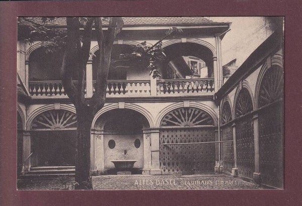 Altes BASEL - Stadthaus - Hof