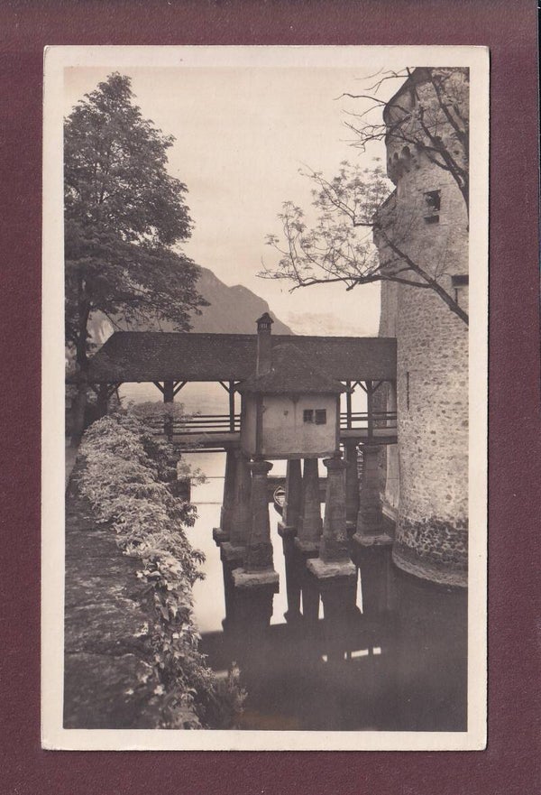 Château de CHILLON - Pont en bois