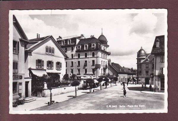 BULLE - Place des Alpes - 1955 // petite déchirure haut //
