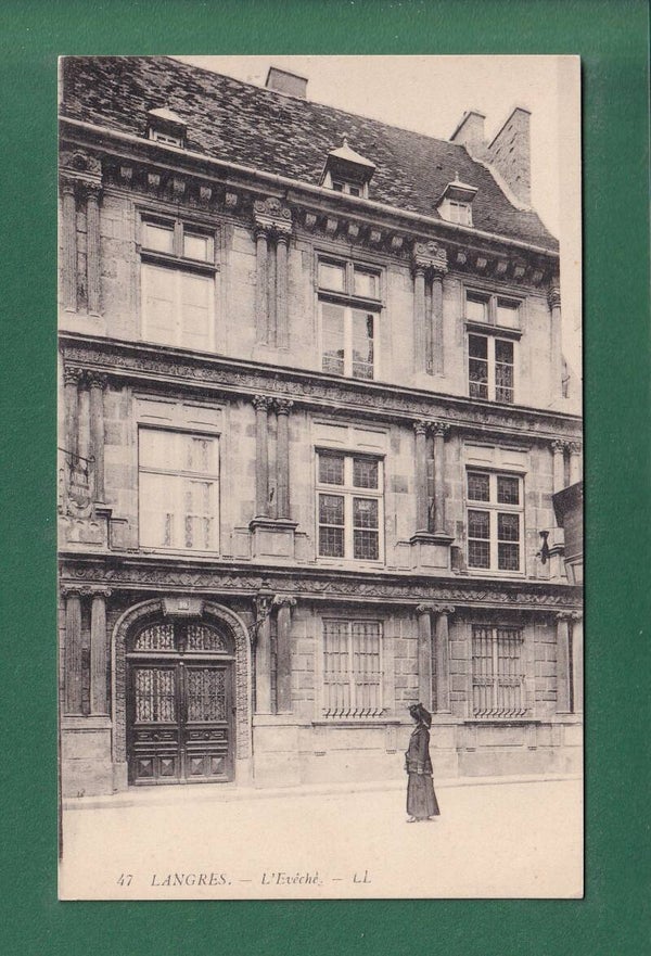 LANGRES - L'Evéché