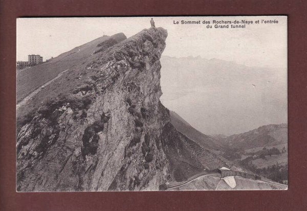 Sommet des ROCHERS DE NAYE - Entrée du grand tunnel