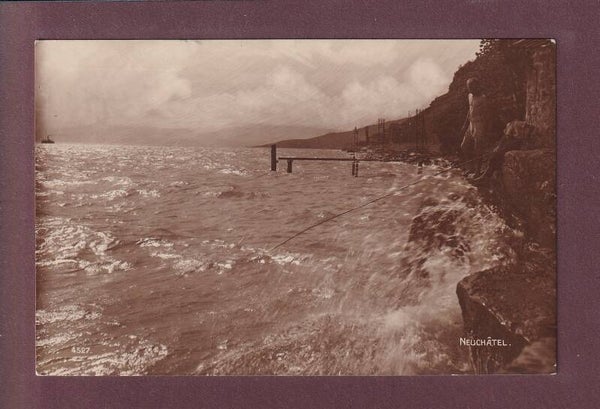 NEUCHÂTEL - Pêcheur - 1920